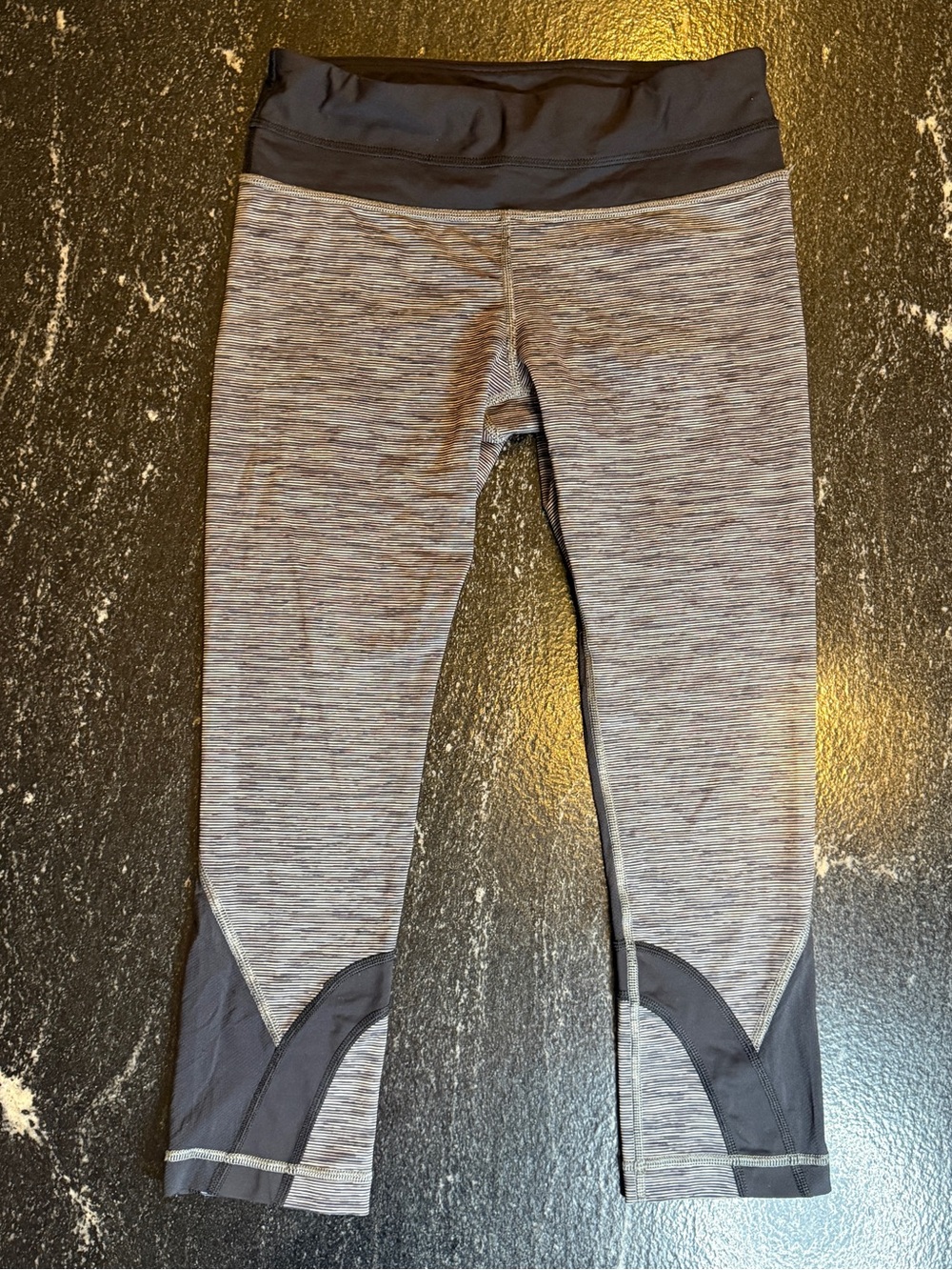 Run Inspire II Lululemon Crop Leggings Size 6